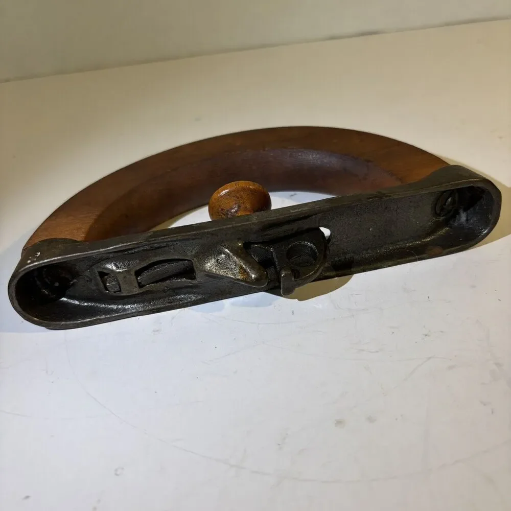 Colebrookdale Iron Co. Antique Sad Iron Vintage Clothes Detachable Handle Type C - Picture 8 of 12